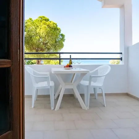 Appart hôtel George Seaside Serviced &